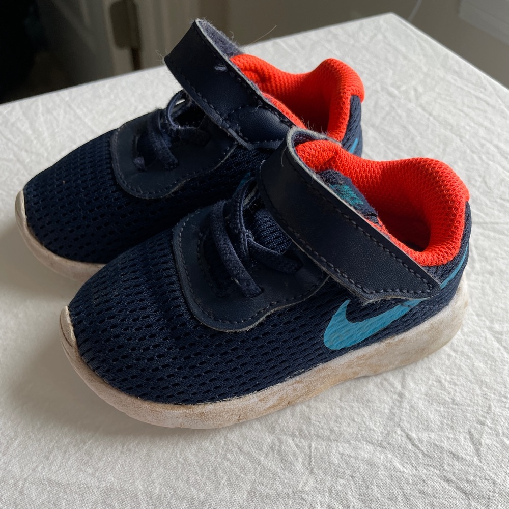 Nike Tanjun Toddler Boys Shoes, 5C